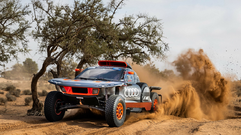 Rally Dakar 2023: H Audi με το RS Q e-tron θέλει να επαναλάβει τον άθλο και να ανέβει στο βάθρο